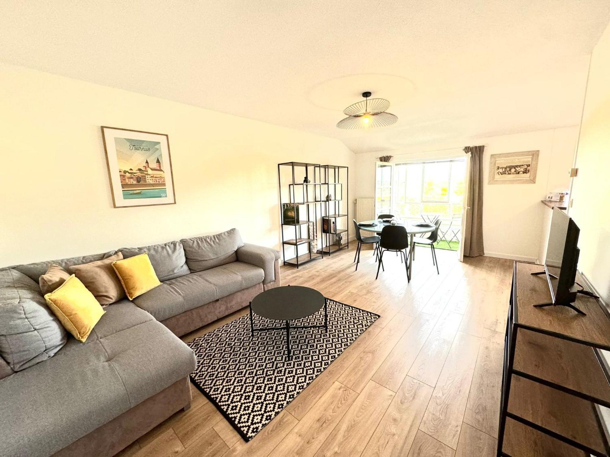 Appartement Quai Saone - By Primo C0Nciergerie Tournus Ngoại thất bức ảnh